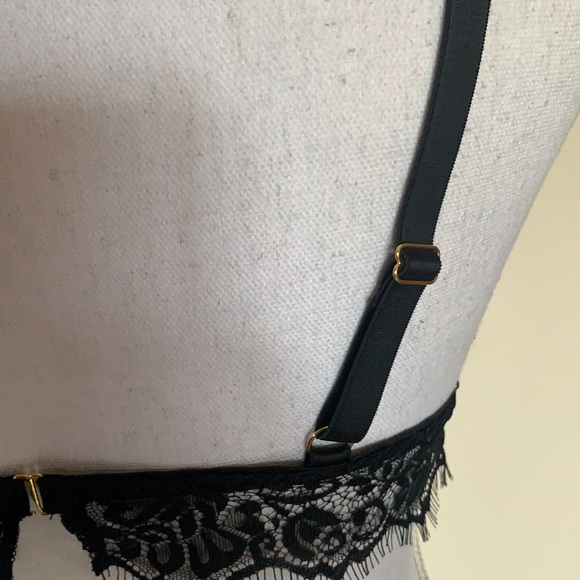 ๐4xHost Pick๐ BootayBag Bralette - Picture 5 of 7